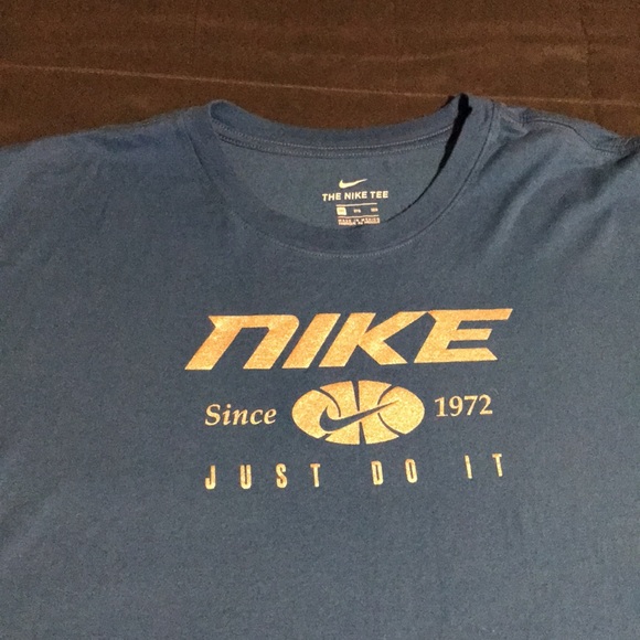 Nike “NY vs NY” Dri Fit T-shirt - Picture 2 of 6